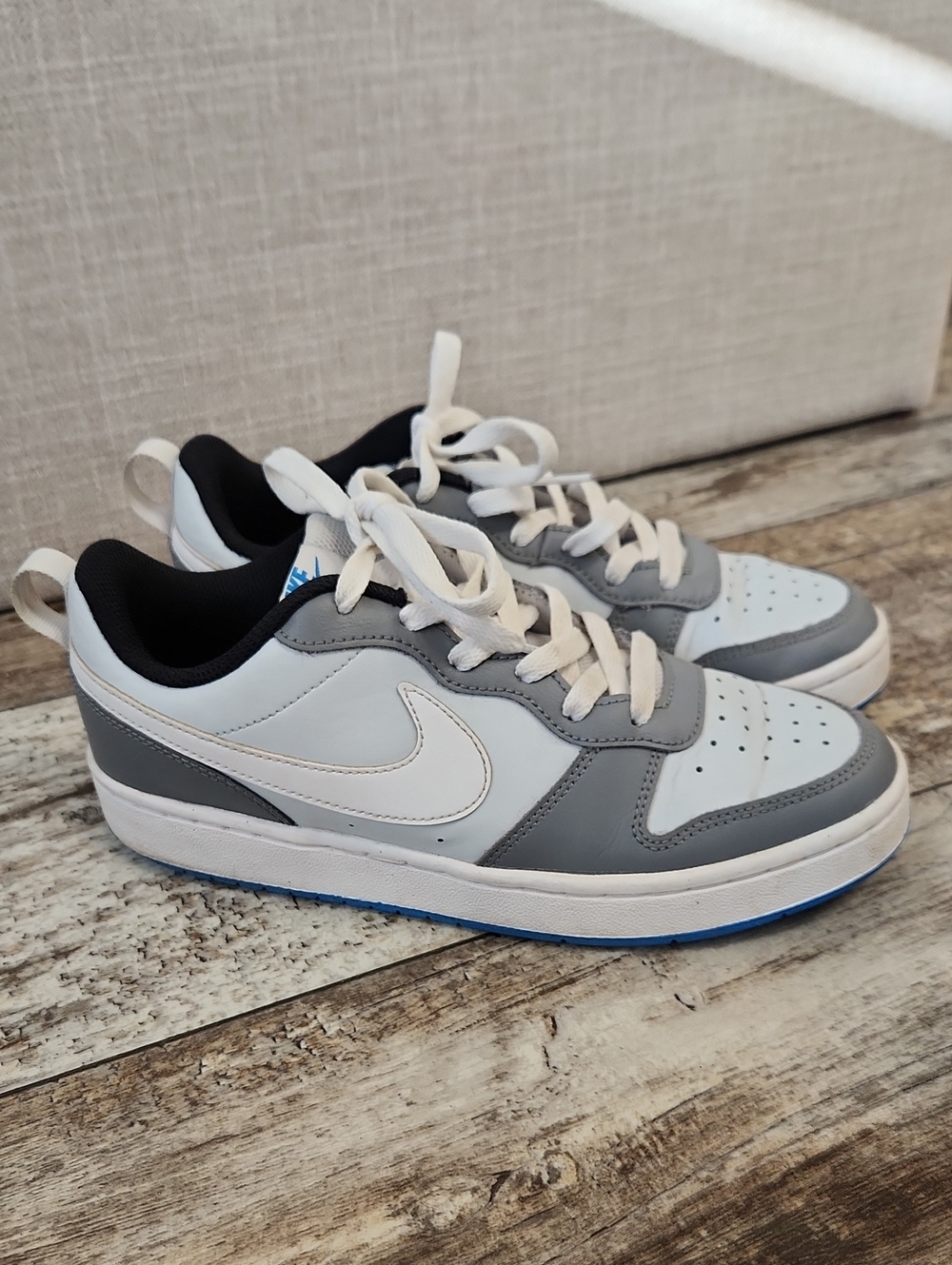 Nike Athletic Shoe Youth 6.5